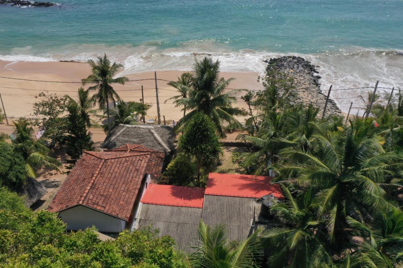 Sunchaser Beach Hotel Tangalle Exteriör bild